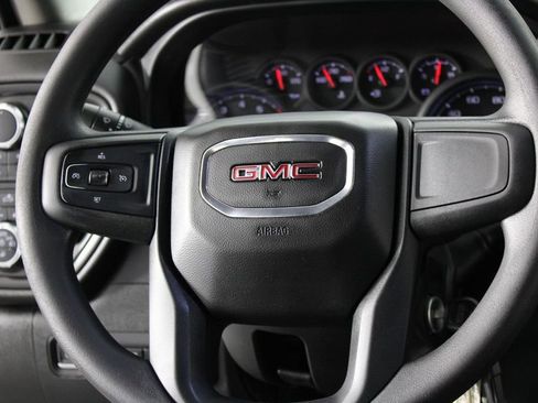 Used 2023 GMC Sierra 3500 Pro w/ Convenience Package image 26