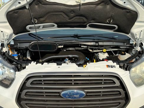 Used 2018 Ford Transit 250 130 Low Roof RWD image 39