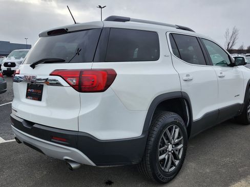 Used 2019 GMC Acadia SLT image 17