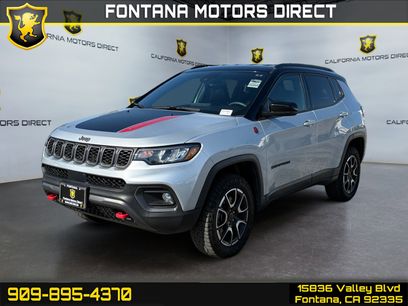 Used 2025 Jeep Compass Trailhawk