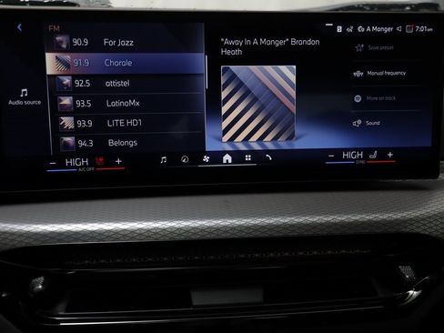 New 2026 BMW 330i Sedan w/ Convenience Package image 8