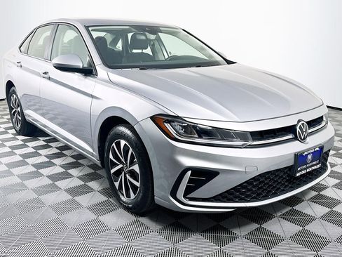 Used 2025 Volkswagen Jetta S FWD image 28