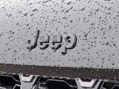 New 2026 Jeep Grand Cherokee L Limited image 5