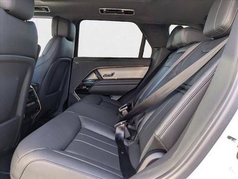 New 2025 Land Rover Range Rover Sport Dynamic SE AWD/4WD image 16
