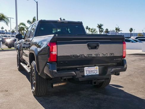 Used 2024 Toyota Tacoma TRD Off-Road image 9