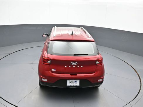 Certified 2023 Hyundai Venue SEL FWD image 39
