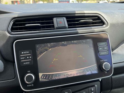 Used 2019 Nissan Leaf SV Plus w/ SV Plus Technology Package FWD image 8