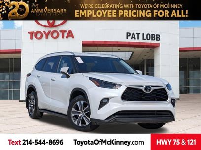 Used 2023 Toyota Highlander XLE