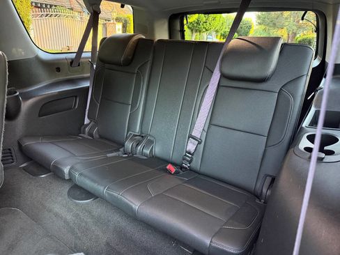 Used 2017 GMC Yukon XL SLT w/ Open Road Package image 21