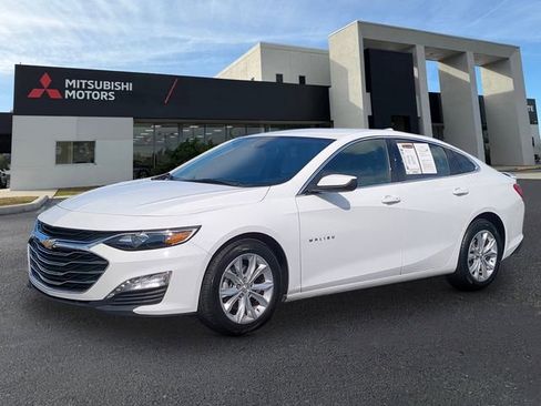 Used 2024 Chevrolet Malibu LT FWD image 1