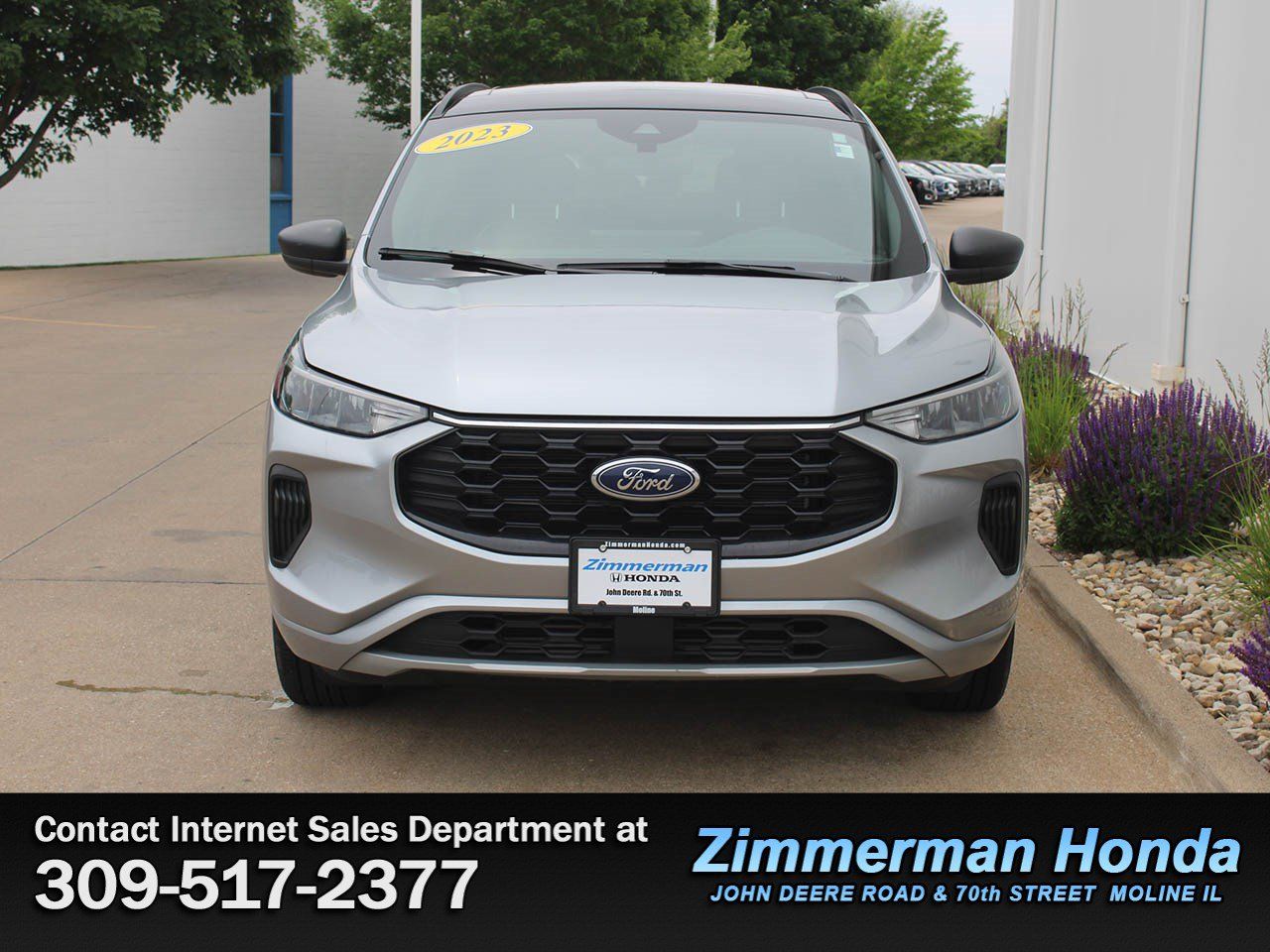 Used 2023 Ford Escape ST-Line w/ Tech Pack #1 AWD/4WD image 4