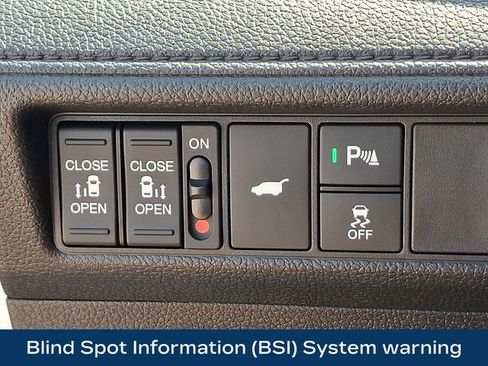 Used 2026 Honda Odyssey Elite image 9