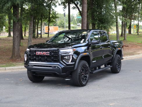 Used 2026 GMC Canyon Elevation w/ Convenience Package RWD image 5