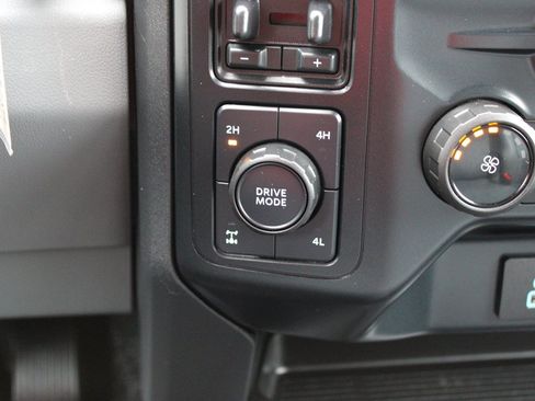 Used 2023 Ford F250 XL w/ XL Off-Road Package AWD/4WD image 32