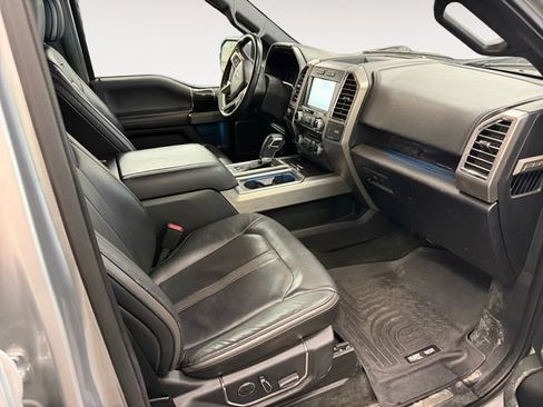 Used 2015 Ford F150 Platinum w/ Equipment Group 701A Luxury AWD/4WD image 15