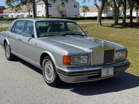 Used 1997 Rolls-Royce Silver Dawn image 1