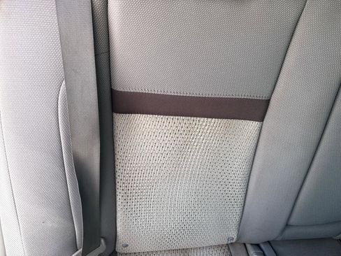 Used 2013 Toyota Camry LE image 15