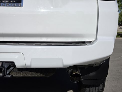 Used 2019 Toyota 4Runner SR5 Premium image 18