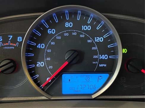 Used 2015 Toyota RAV4 XLE image 16