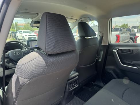 Certified 2024 Toyota RAV4 LE AWD/4WD image 23