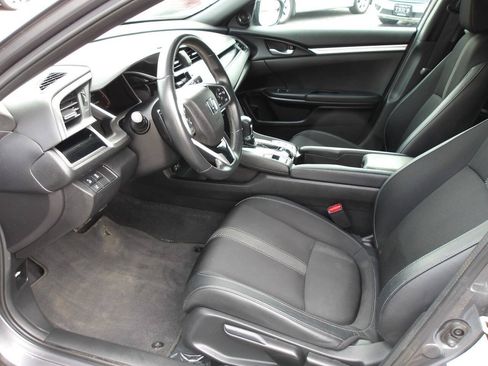 Used 2021 Honda Civic Sport image 11
