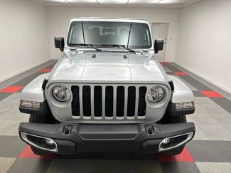 Used 2023 Jeep Gladiator Sport video 2