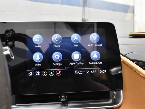 Used 2022 Chevrolet Corvette Stingray Premium Conv w/ Z51 Performance Package image 9