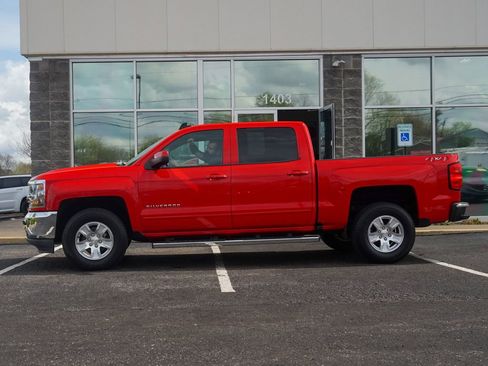 Used 2018 Chevrolet Silverado 1500 LT w/ LT Fleet Convenience Package AWD/4WD image 5
