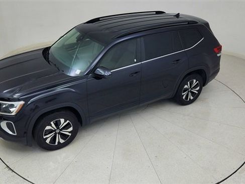 Used 2025 Volkswagen Atlas SE image 80