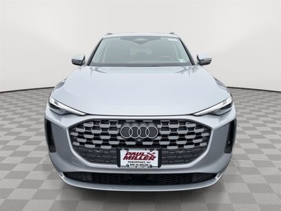 Used 2025 Audi Q5 Premium w/ Convenience Package