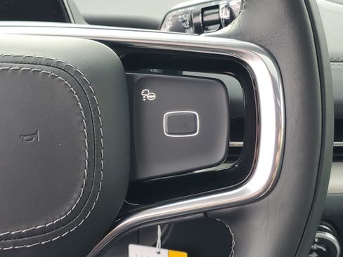 New 2027 Lincoln Navigator Reserve AWD/4WD image 18