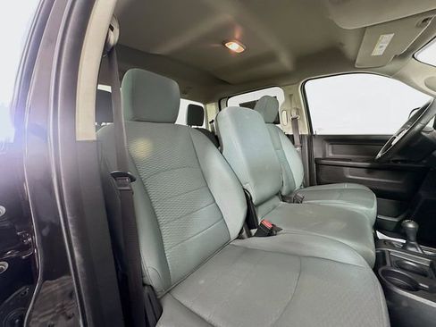 Used 2017 RAM 3500 Tradesman w/ Chrome Appearance Group image 25