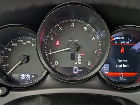 Certified 2025 Porsche Macan image 25