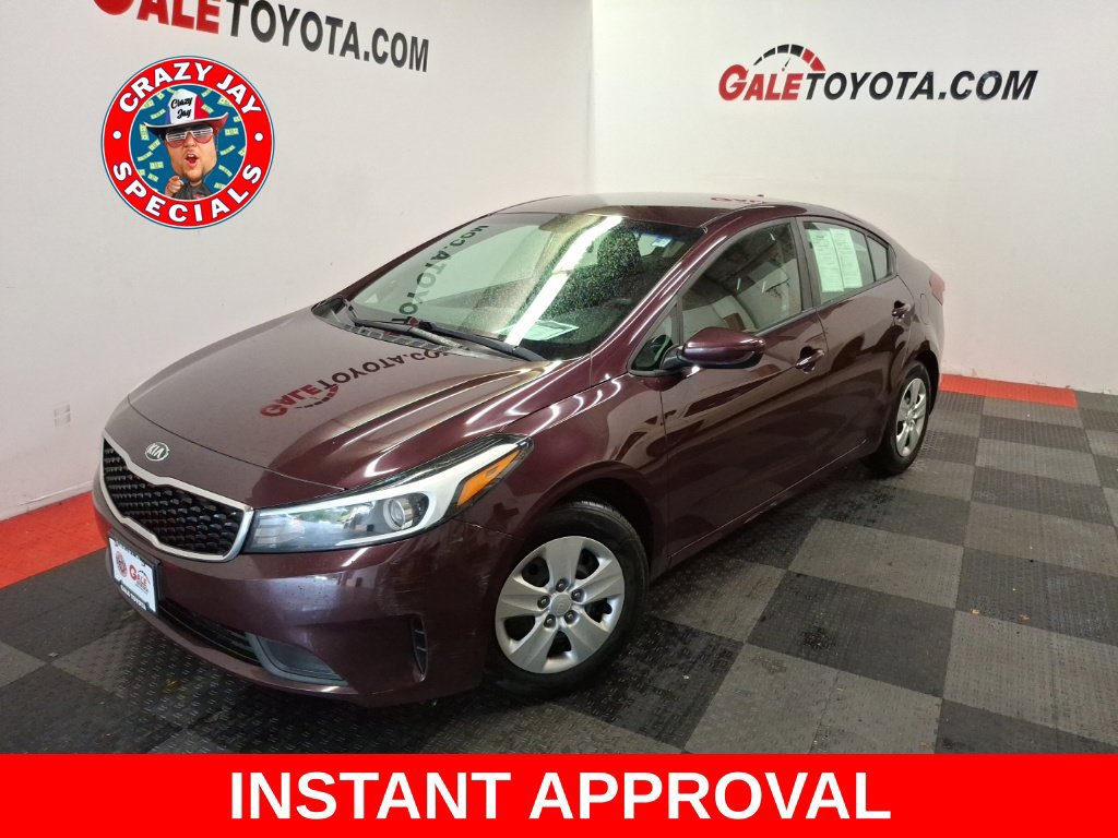 Used 2017 Kia Forte LX FWD image 1