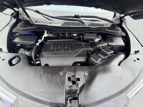 Used 2018 Acura MDX w/ Technology Package AWD/4WD image 15