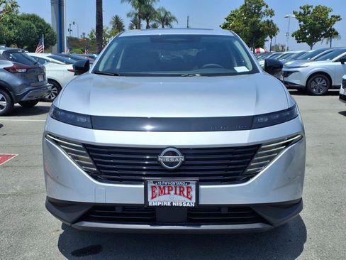 New 2025 Nissan Murano SL image 2