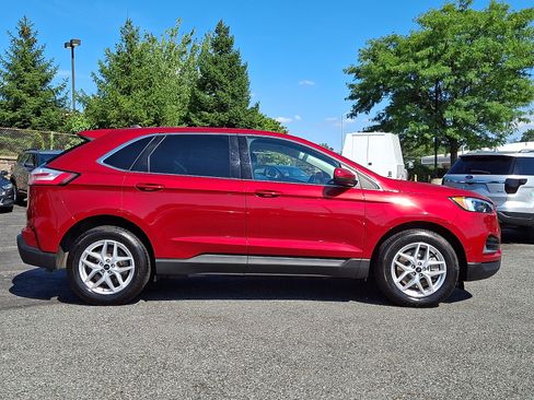 Certified 2024 Ford Edge SEL AWD/4WD image 7