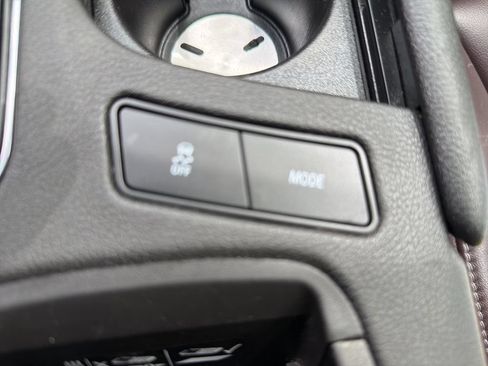 Used 2022 Cadillac XT6 Premium Luxury AWD/4WD image 24