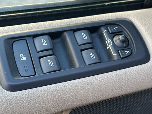 Used 2010 Land Rover LR4 HSE LUX image 15