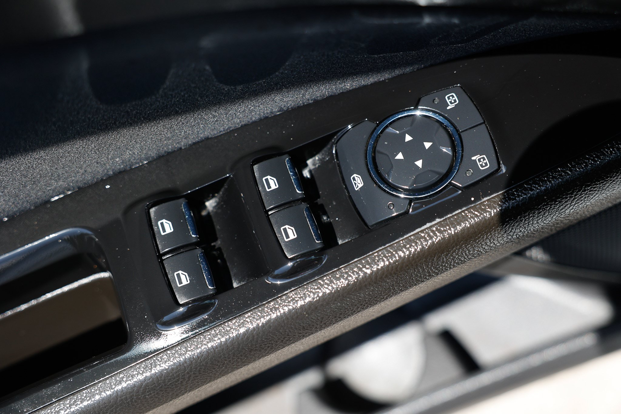 Used 2016 Ford Fusion SE FWD image 43