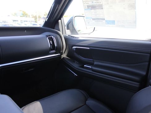 New 2025 Ford Expedition Max Platinum w/ Stealth Performance Package image 11