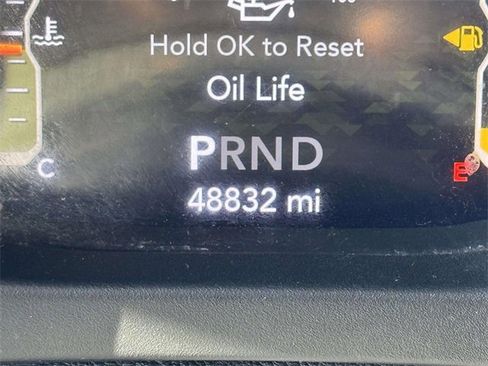 Used 2021 Jeep Wrangler Sport S image 21