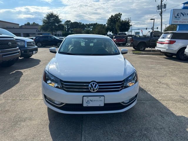 Used 2015 Volkswagen Passat 1.8T SE FWD image 2