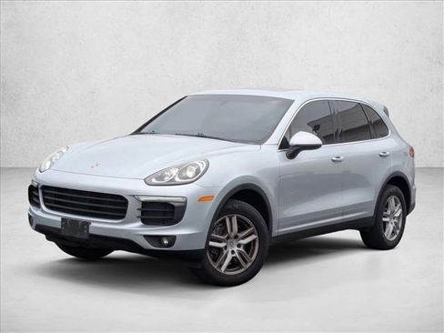 Used 2016 Porsche Cayenne AWD/4WD image 1