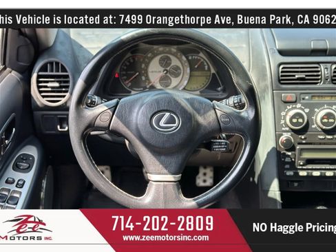 Used 2004 Lexus IS 300 SportCross image 21