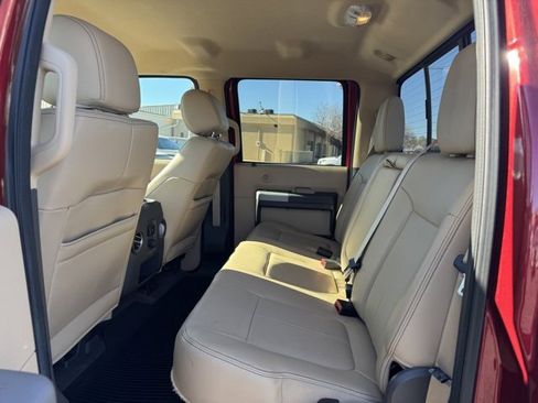 Used 2015 Ford F250 Lariat w/ Chrome Package image 32