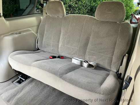 Used 2002 Ford Windstar LX FWD image 13
