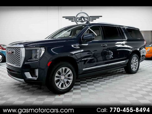 Used 2023 GMC Yukon XL Denali AWD/4WD image 1