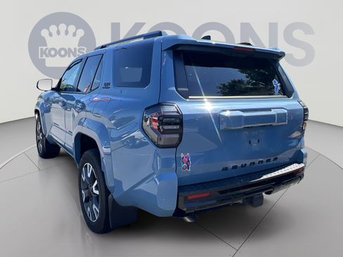 Used 2025 Toyota 4Runner TRD Sport Premium AWD/4WD image 4