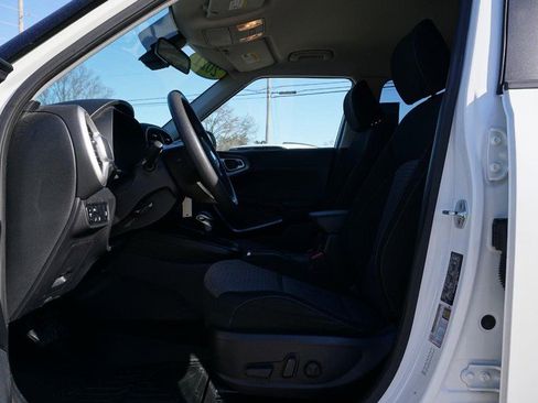 Used 2021 Kia Soul S FWD image 22